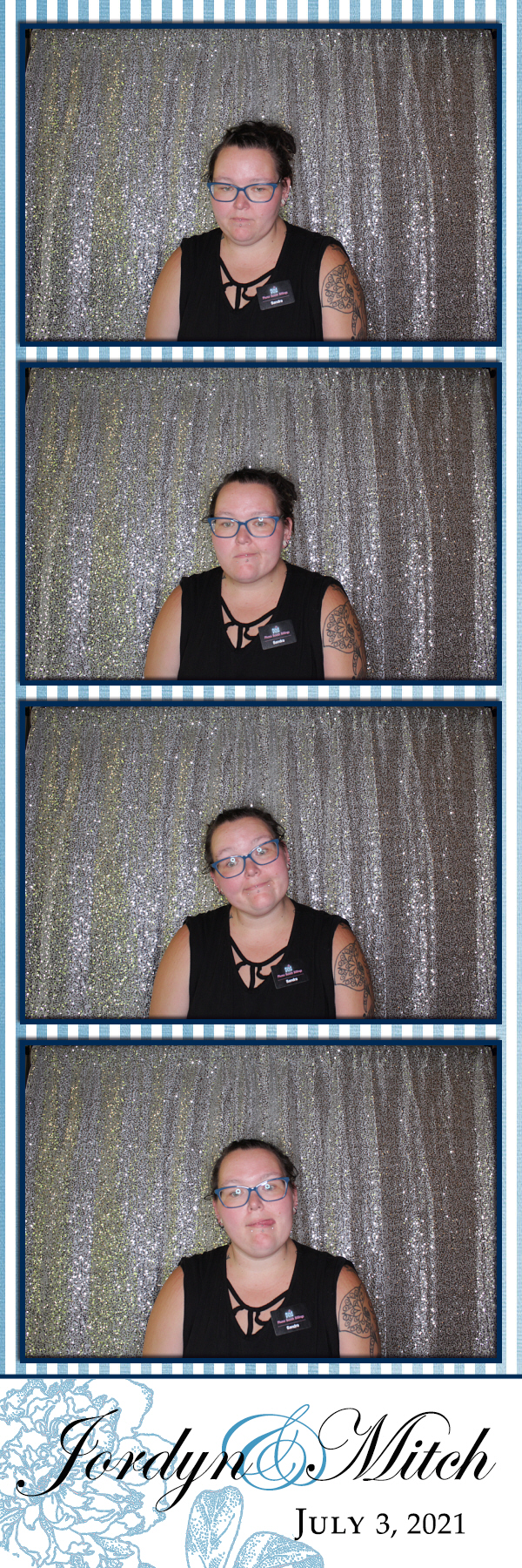Jordyn and Mitch's Wedding | View more photos from the event at gallery.photoboothbillings.com/u/PhotoBoothBillings/Jordyn-and-Mitchs-Wedding
