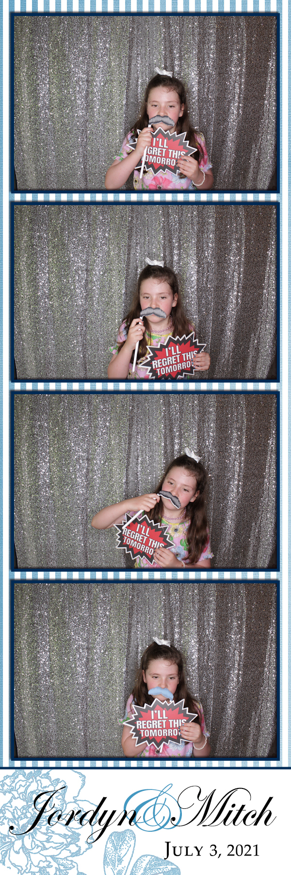 Jordyn and Mitch's Wedding | View more photos from the event at gallery.photoboothbillings.com/u/PhotoBoothBillings/Jordyn-and-Mitchs-Wedding