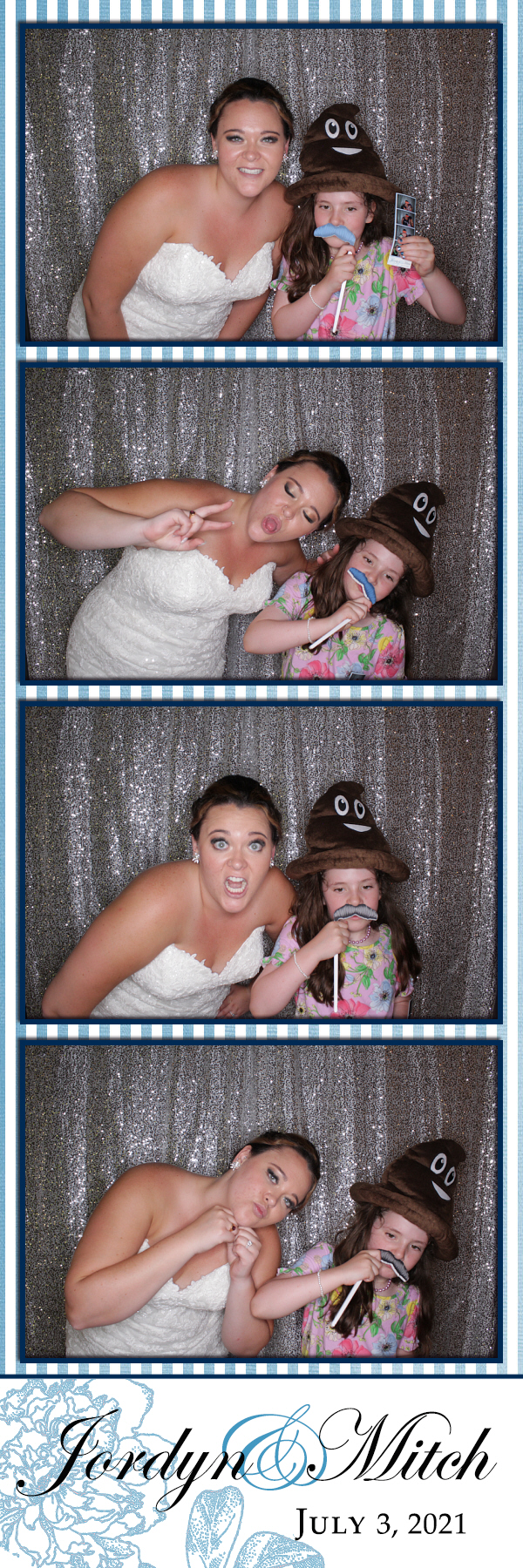 Jordyn and Mitch's Wedding | View more photos from the event at gallery.photoboothbillings.com/u/PhotoBoothBillings/Jordyn-and-Mitchs-Wedding