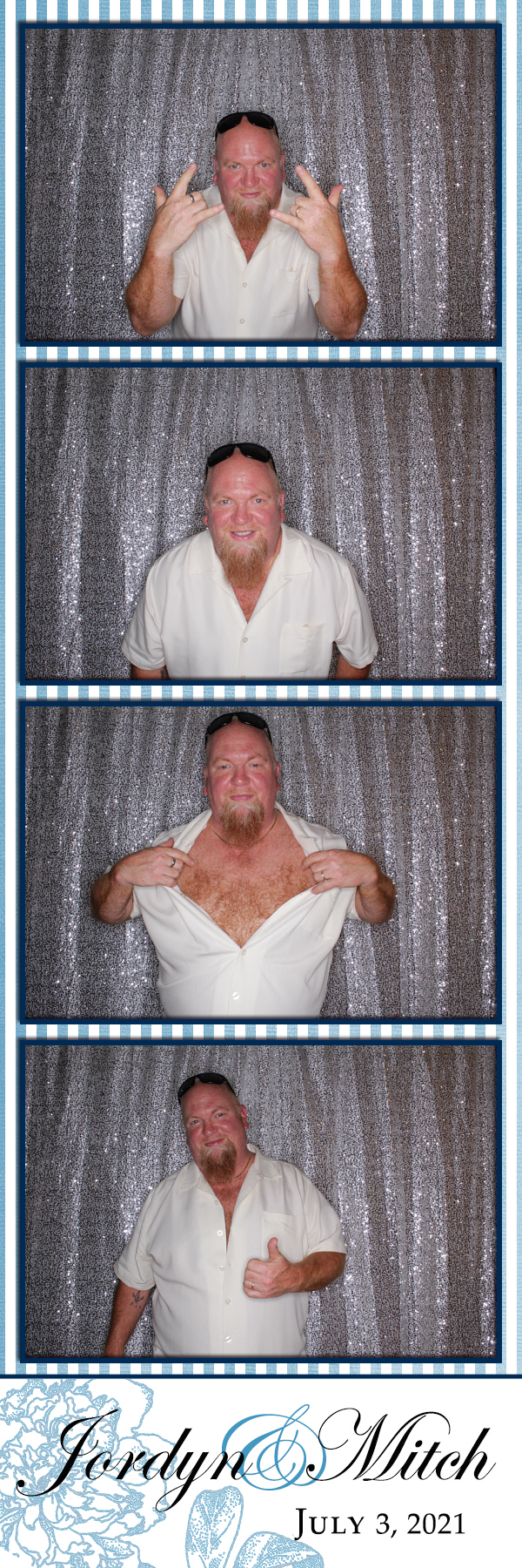 Jordyn and Mitch's Wedding | View more photos from the event at gallery.photoboothbillings.com/u/PhotoBoothBillings/Jordyn-and-Mitchs-Wedding