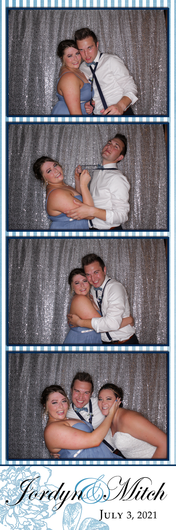 Jordyn and Mitch's Wedding | View more photos from the event at gallery.photoboothbillings.com/u/PhotoBoothBillings/Jordyn-and-Mitchs-Wedding