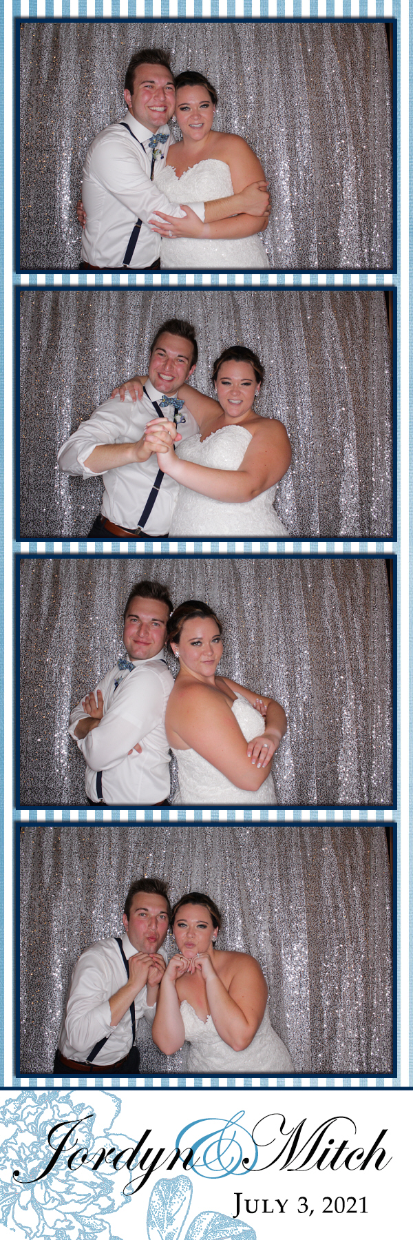 Jordyn and Mitch's Wedding | View more photos from the event at gallery.photoboothbillings.com/u/PhotoBoothBillings/Jordyn-and-Mitchs-Wedding