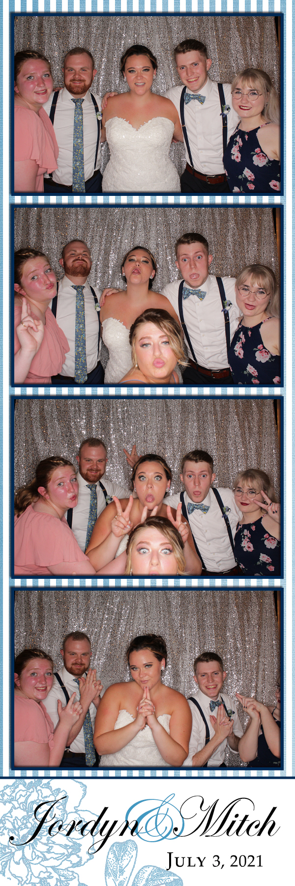 Jordyn and Mitch's Wedding | View more photos from the event at gallery.photoboothbillings.com/u/PhotoBoothBillings/Jordyn-and-Mitchs-Wedding