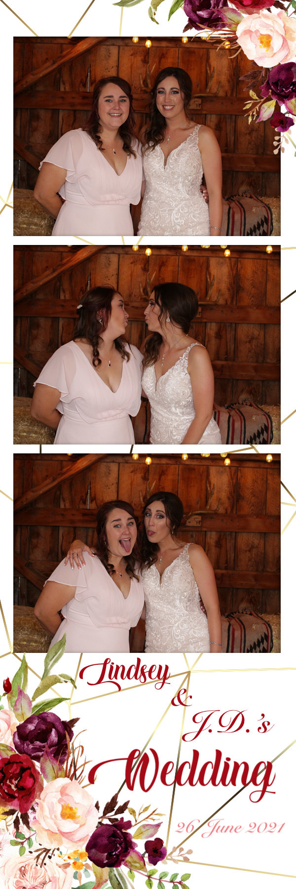 Lindsey and JD's Wedding | View more photos from the event at gallery.photoboothbillings.com/u/PhotoBoothBillings/Lindsey-and-JDs-Wedding