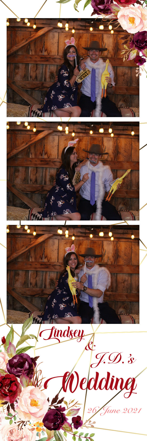 Lindsey and JD's Wedding | View more photos from the event at gallery.photoboothbillings.com/u/PhotoBoothBillings/Lindsey-and-JDs-Wedding