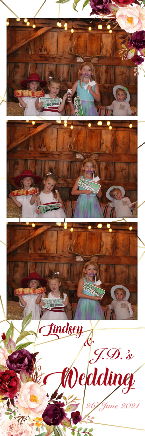 Lindsey and JD's Wedding | View more photos from the event at gallery.photoboothbillings.com/u/PhotoBoothBillings/Lindsey-and-JDs-Wedding