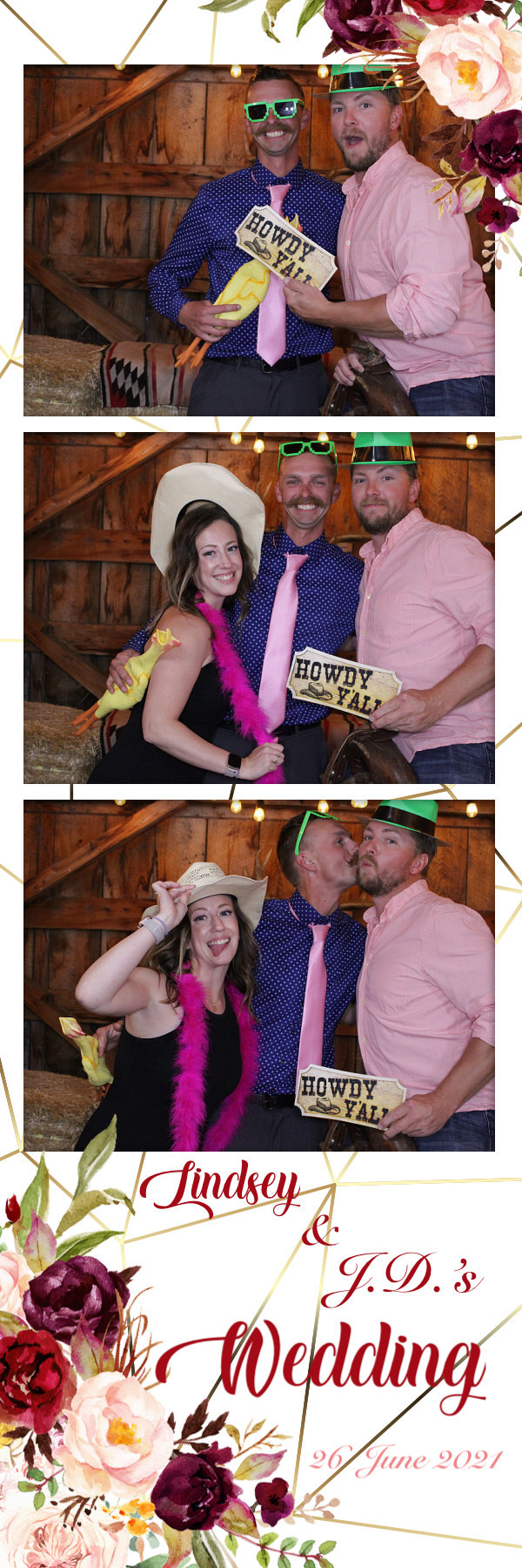 Lindsey and JD's Wedding | View more photos from the event at gallery.photoboothbillings.com/u/PhotoBoothBillings/Lindsey-and-JDs-Wedding