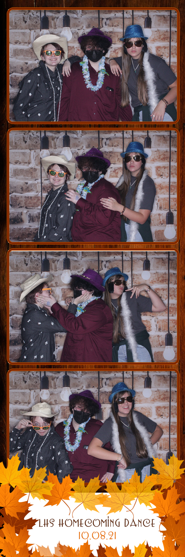 Lockwood Homecoming | View more photos from the event at gallery.photoboothbillings.com/u/PhotoBoothBillings/Lockwood-Homecoming