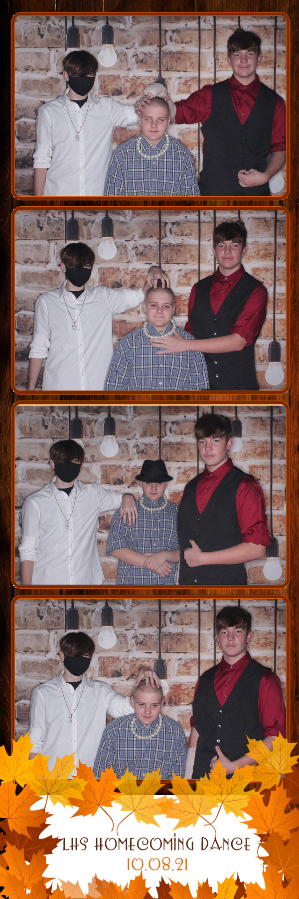 Lockwood Homecoming | View more photos from the event at gallery.photoboothbillings.com/u/PhotoBoothBillings/Lockwood-Homecoming