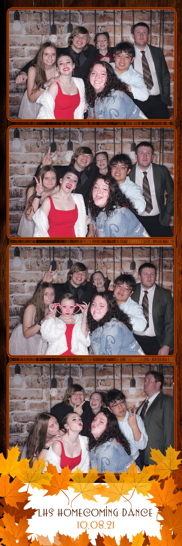 Lockwood Homecoming | View more photos from the event at gallery.photoboothbillings.com/u/PhotoBoothBillings/Lockwood-Homecoming