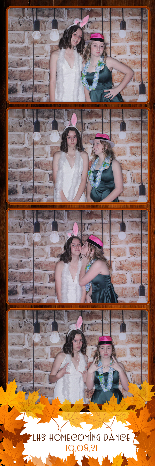 Lockwood Homecoming | View more photos from the event at gallery.photoboothbillings.com/u/PhotoBoothBillings/Lockwood-Homecoming