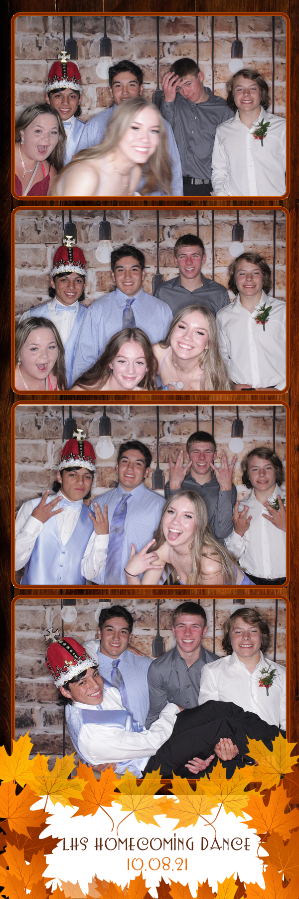 Lockwood Homecoming | View more photos from the event at gallery.photoboothbillings.com/u/PhotoBoothBillings/Lockwood-Homecoming