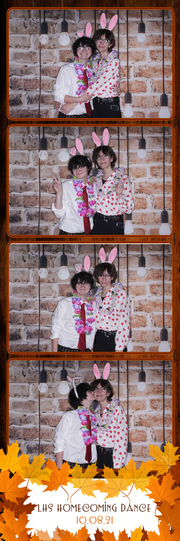 Lockwood Homecoming | View more photos from the event at gallery.photoboothbillings.com/u/PhotoBoothBillings/Lockwood-Homecoming