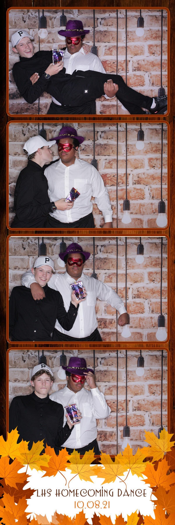 Lockwood Homecoming | View more photos from the event at gallery.photoboothbillings.com/u/PhotoBoothBillings/Lockwood-Homecoming
