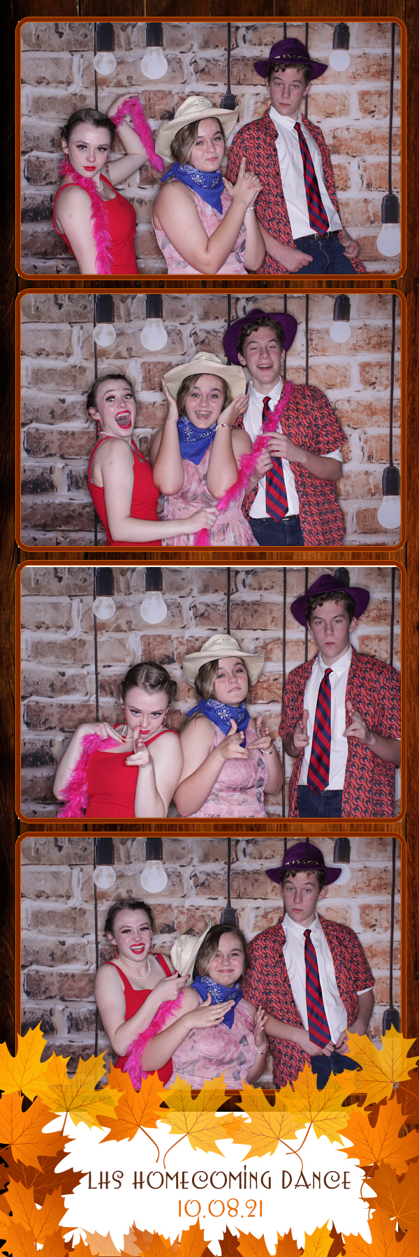 Lockwood Homecoming | View more photos from the event at gallery.photoboothbillings.com/u/PhotoBoothBillings/Lockwood-Homecoming
