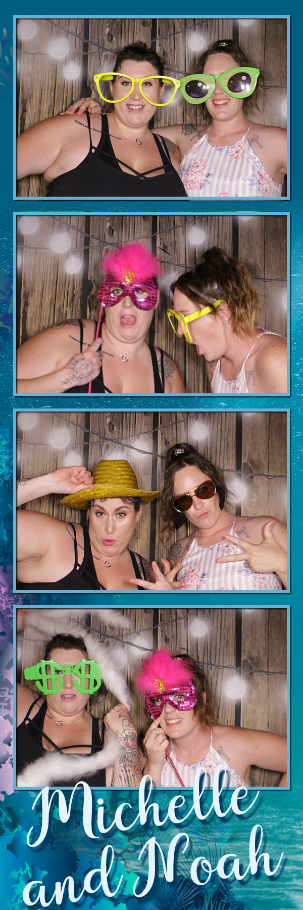 Michelle and Noah's Wedding | View more photos from the event at gallery.photoboothbillings.com/u/PhotoBoothBillings/Michelle-and-Noahs-Wedding