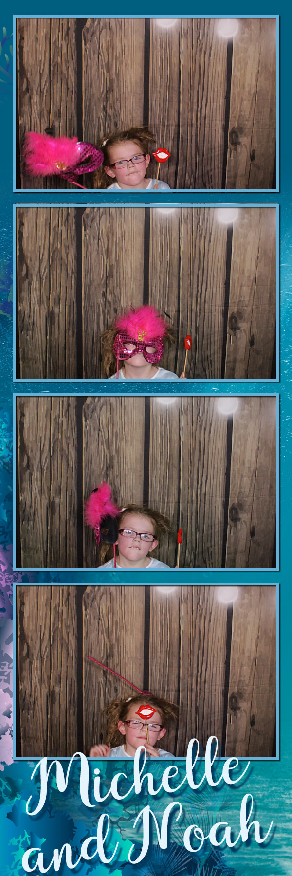 Michelle and Noah's Wedding | View more photos from the event at gallery.photoboothbillings.com/u/PhotoBoothBillings/Michelle-and-Noahs-Wedding