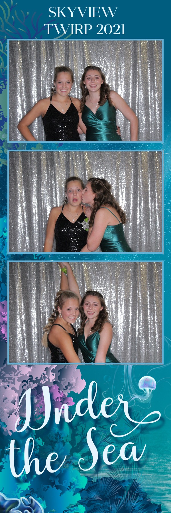Skyview Twirp | View more photos from the event at gallery.photoboothbillings.com/u/PhotoBoothBillings/Skyview-Twirp-0