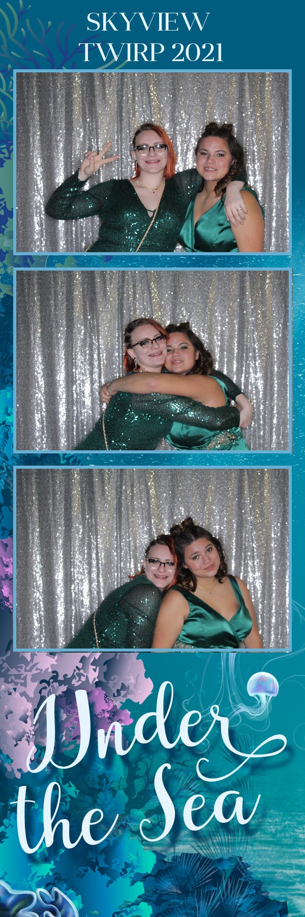 Skyview Twirp | View more photos from the event at gallery.photoboothbillings.com/u/PhotoBoothBillings/Skyview-Twirp-0