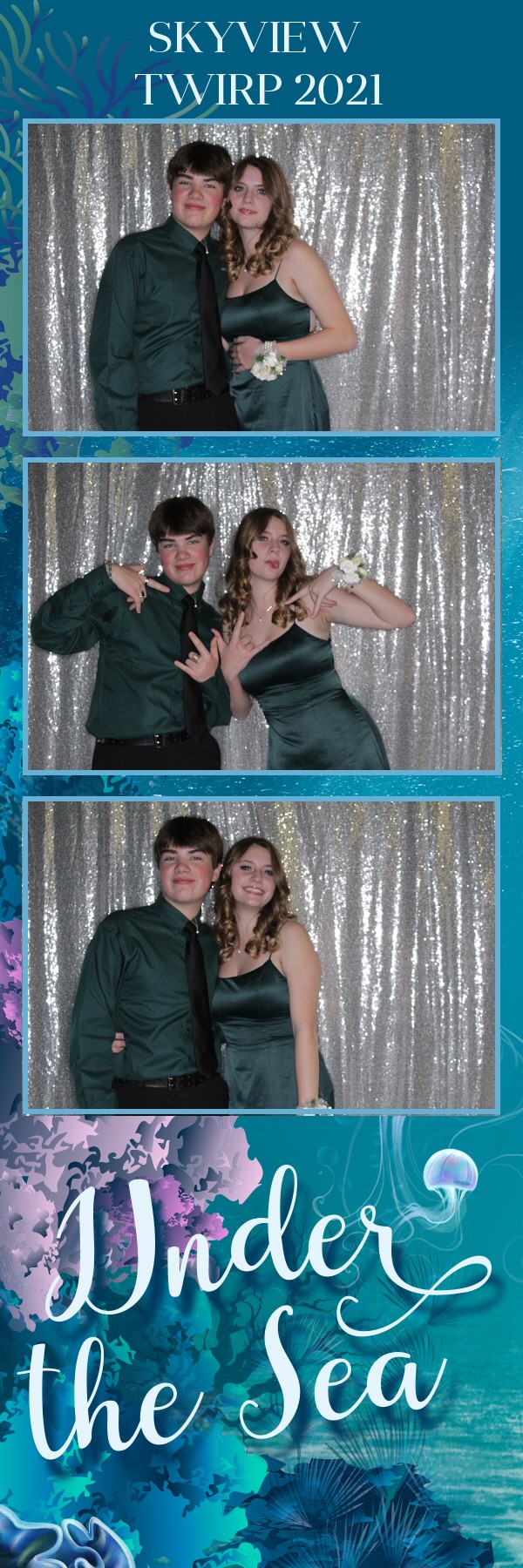 Skyview Twirp | View more photos from the event at gallery.photoboothbillings.com/u/PhotoBoothBillings/Skyview-Twirp-0