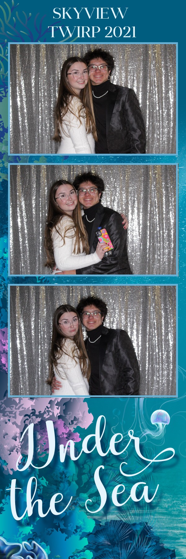 Skyview Twirp | View more photos from the event at gallery.photoboothbillings.com/u/PhotoBoothBillings/Skyview-Twirp-0