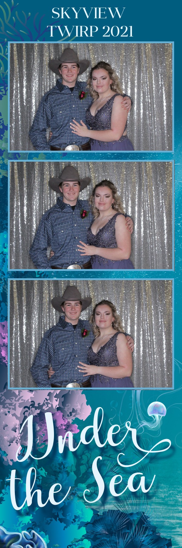 Skyview Twirp | View more photos from the event at gallery.photoboothbillings.com/u/PhotoBoothBillings/Skyview-Twirp-0