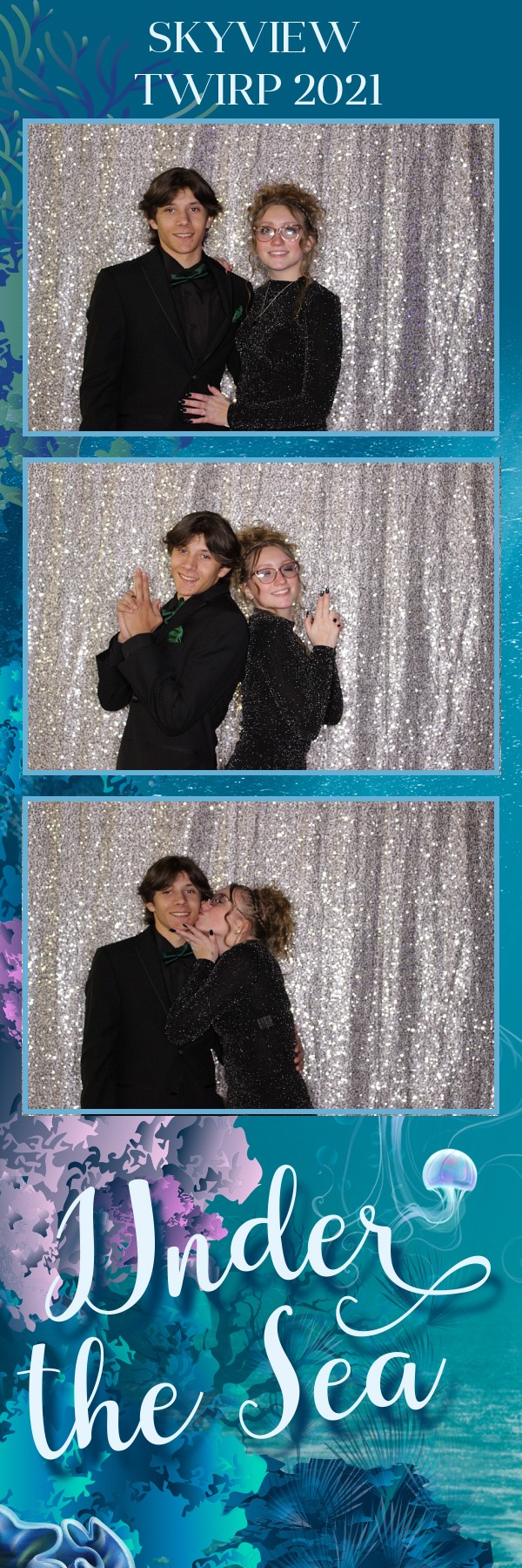 Skyview Twirp | View more photos from the event at gallery.photoboothbillings.com/u/PhotoBoothBillings/Skyview-Twirp-0