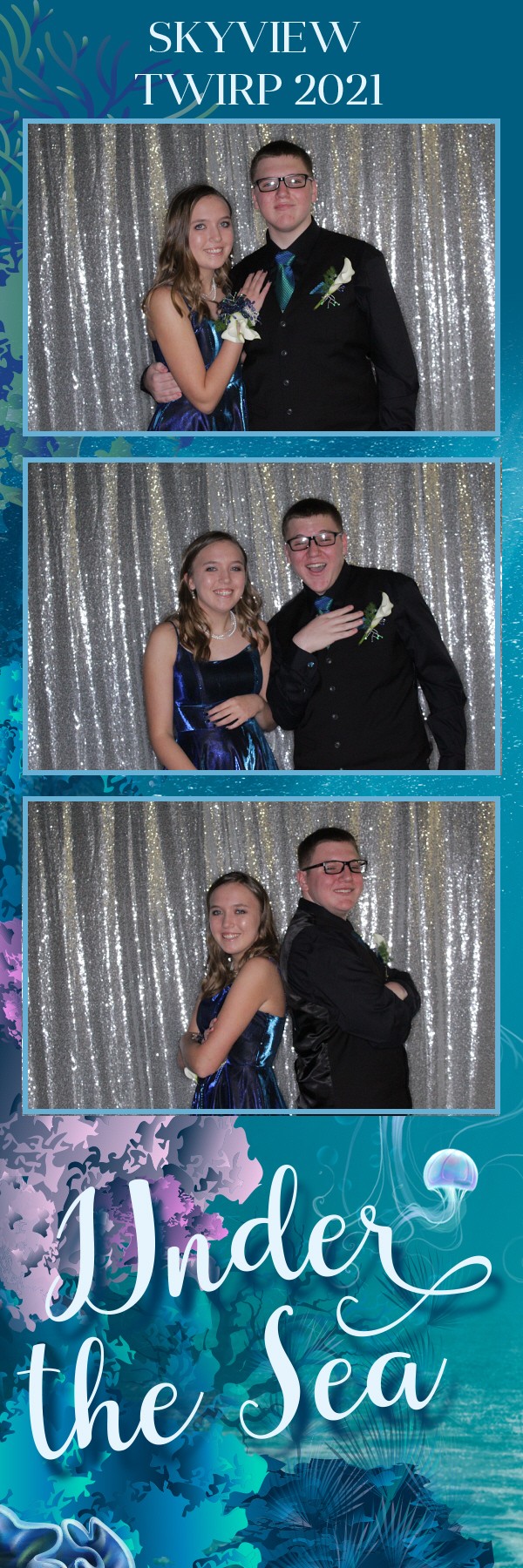 Skyview Twirp | View more photos from the event at gallery.photoboothbillings.com/u/PhotoBoothBillings/Skyview-Twirp-0