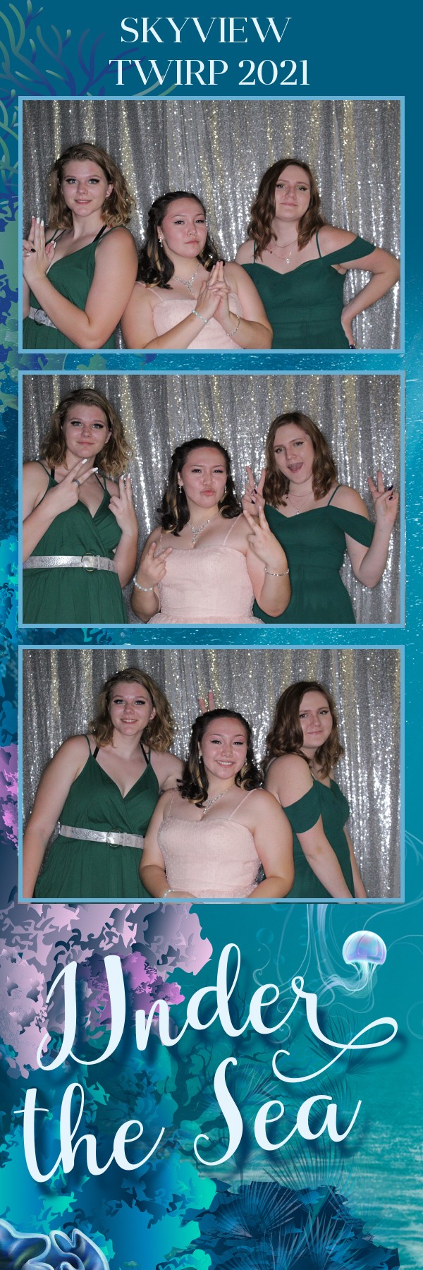 Skyview Twirp | View more photos from the event at gallery.photoboothbillings.com/u/PhotoBoothBillings/Skyview-Twirp-0