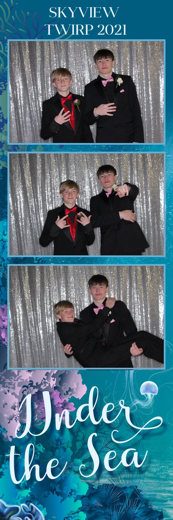 Skyview Twirp | View more photos from the event at gallery.photoboothbillings.com/u/PhotoBoothBillings/Skyview-Twirp-0