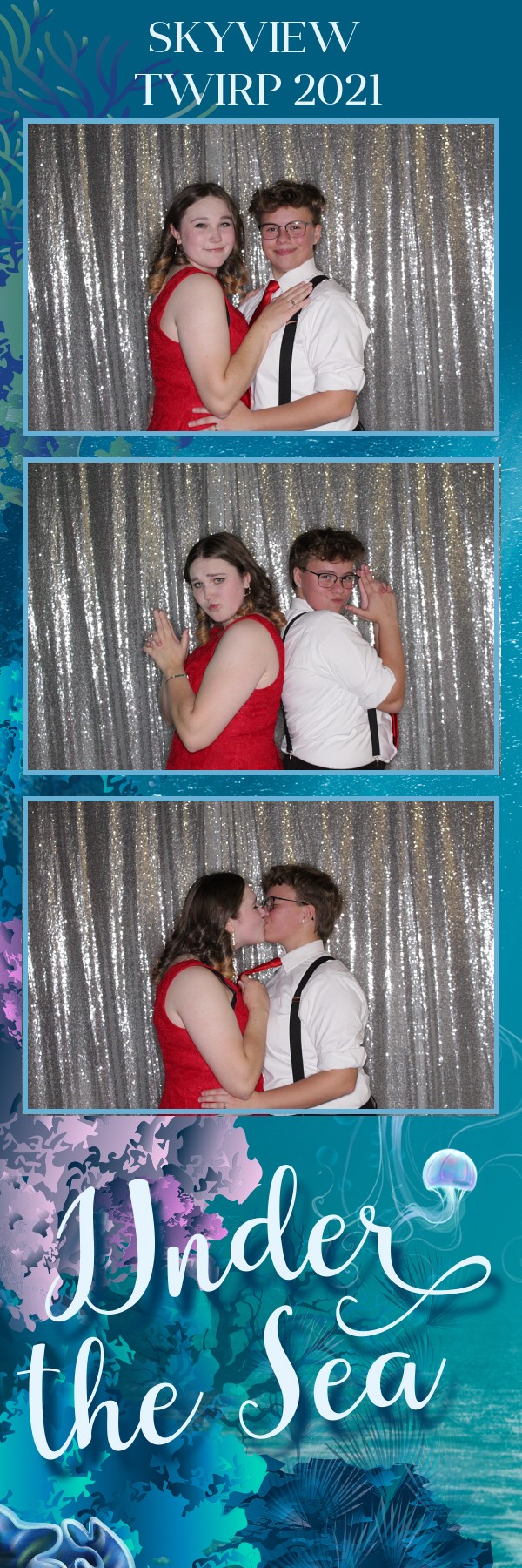 Skyview Twirp | View more photos from the event at gallery.photoboothbillings.com/u/PhotoBoothBillings/Skyview-Twirp-0