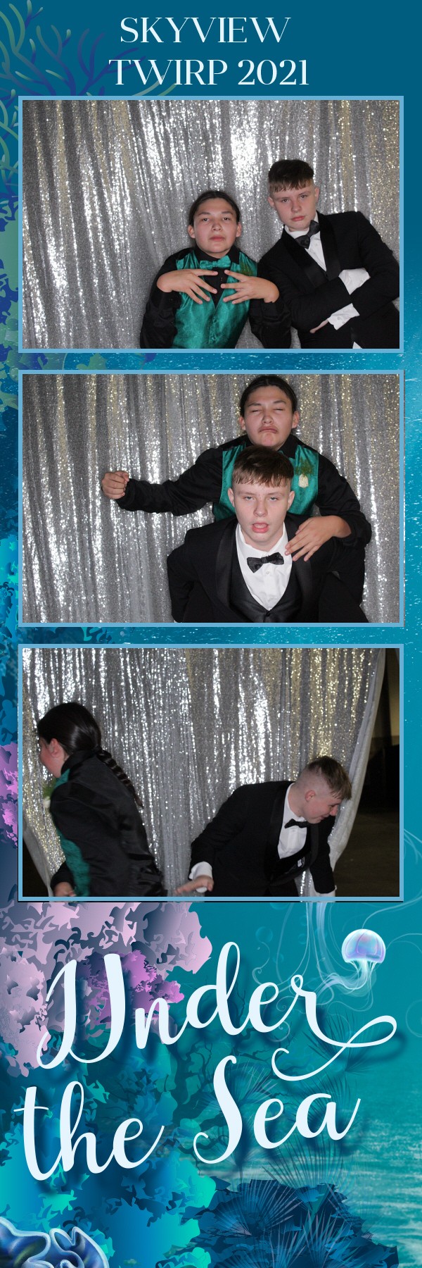Skyview Twirp | View more photos from the event at gallery.photoboothbillings.com/u/PhotoBoothBillings/Skyview-Twirp-0