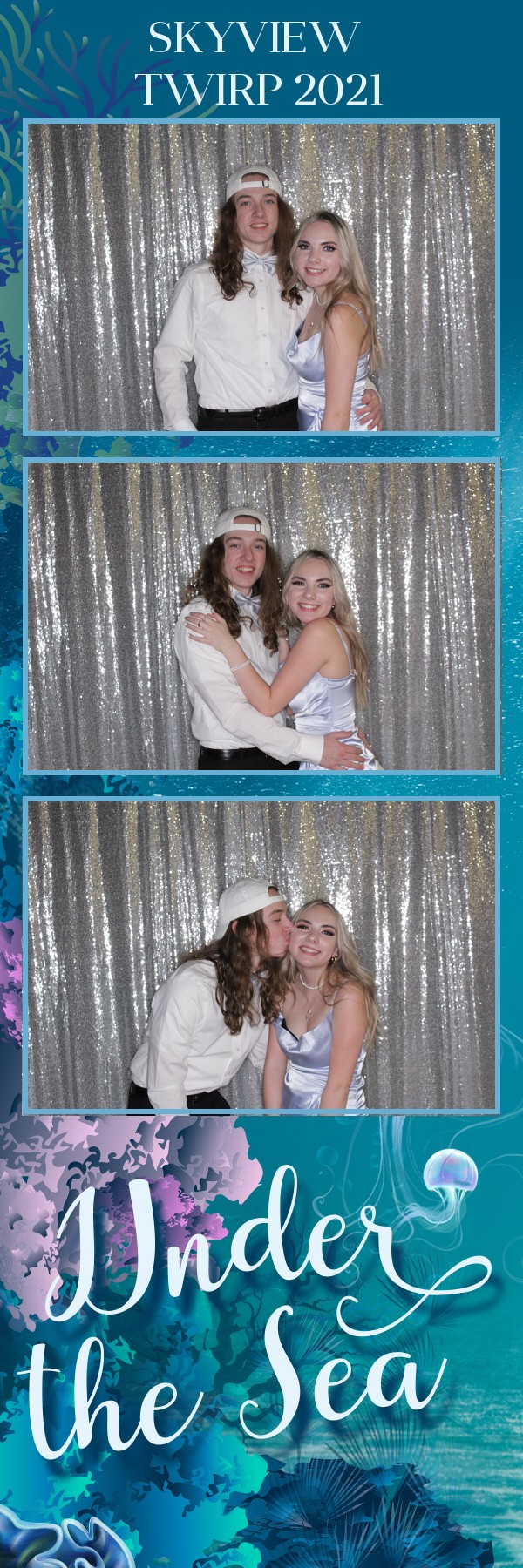 Skyview Twirp | View more photos from the event at gallery.photoboothbillings.com/u/PhotoBoothBillings/Skyview-Twirp-0