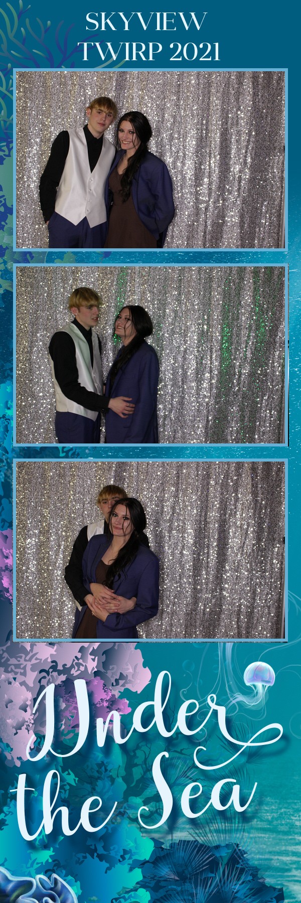Skyview Twirp | View more photos from the event at gallery.photoboothbillings.com/u/PhotoBoothBillings/Skyview-Twirp-0