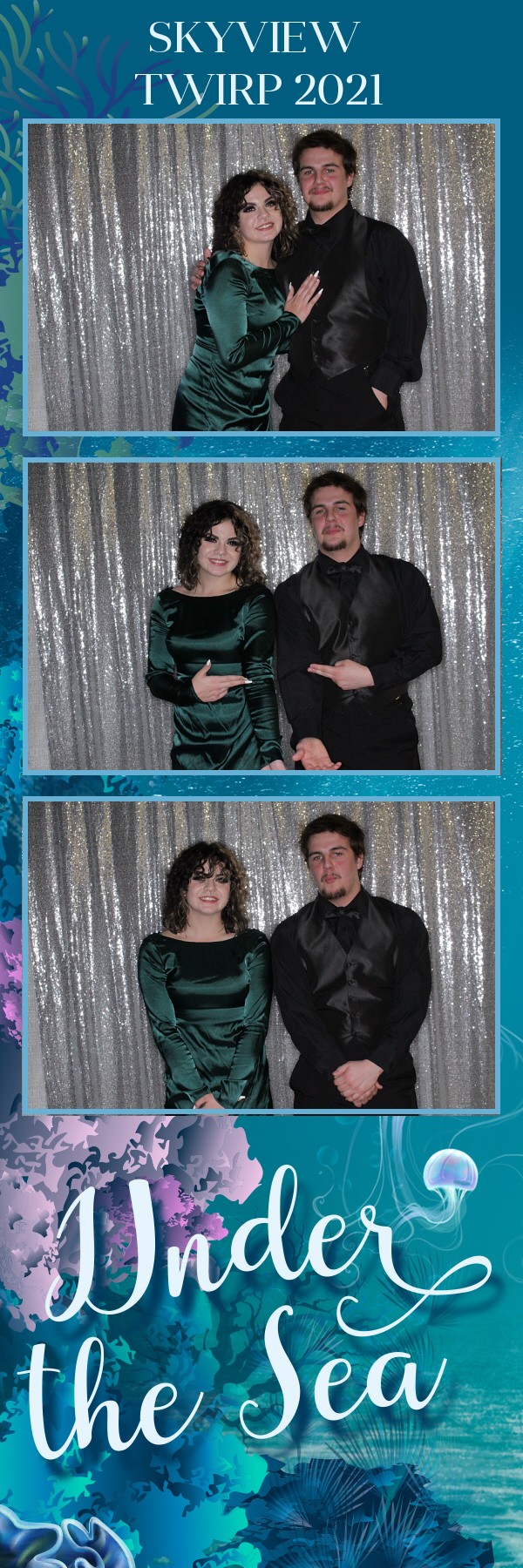 Skyview Twirp | View more photos from the event at gallery.photoboothbillings.com/u/PhotoBoothBillings/Skyview-Twirp-0