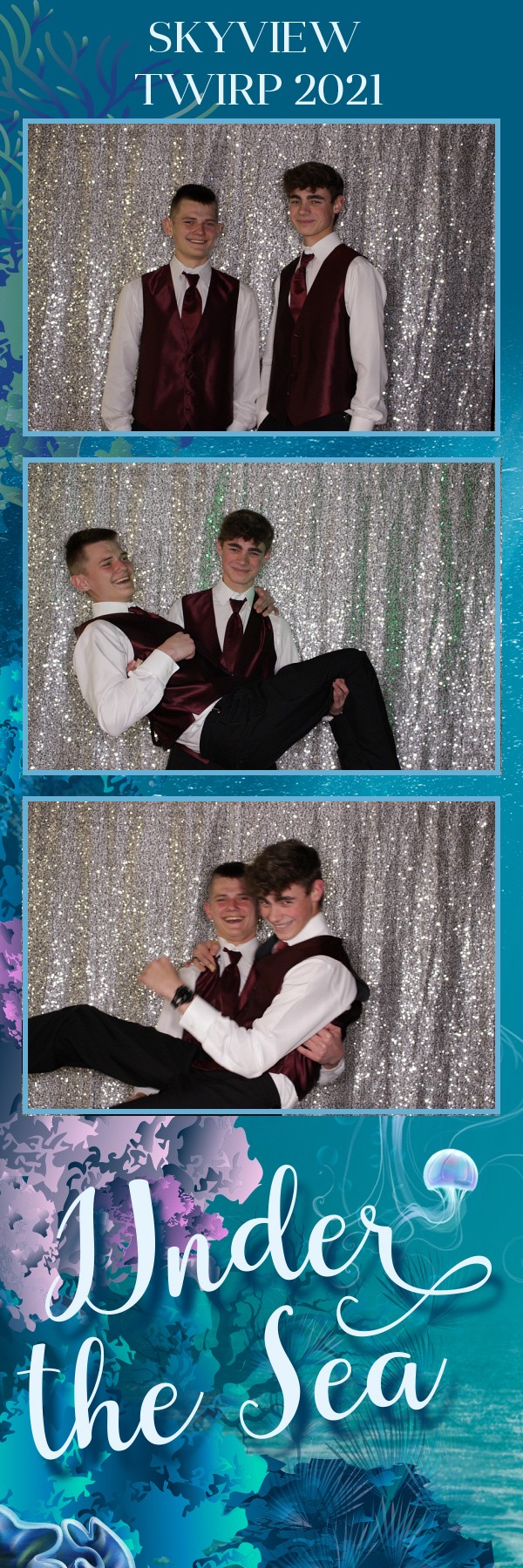 Skyview Twirp | View more photos from the event at gallery.photoboothbillings.com/u/PhotoBoothBillings/Skyview-Twirp-0