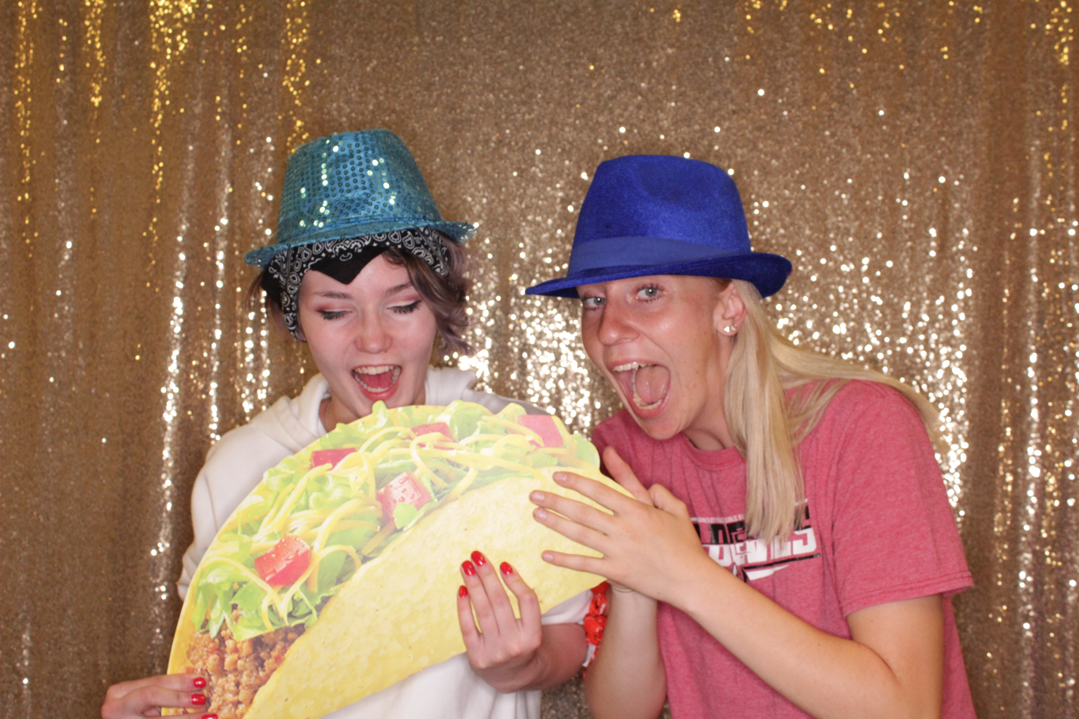 Snap Party | View more photos from the event at gallery.photoboothbillings.com/u/PhotoBoothBillings/Snap-Party