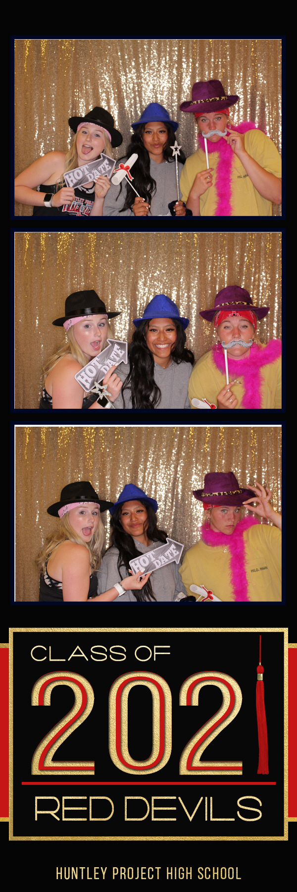 Snap Party | View more photos from the event at gallery.photoboothbillings.com/u/PhotoBoothBillings/Snap-Party