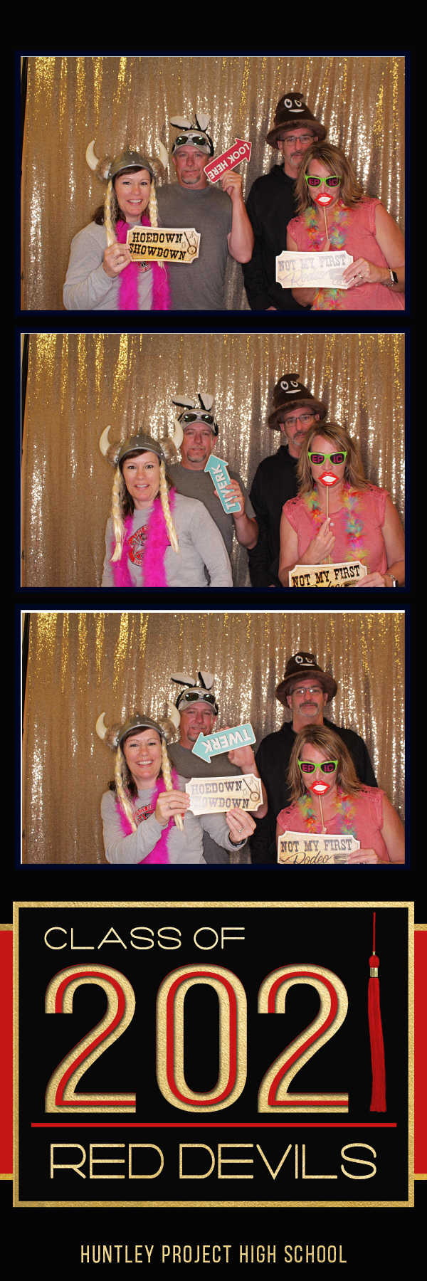 Snap Party | View more photos from the event at gallery.photoboothbillings.com/u/PhotoBoothBillings/Snap-Party