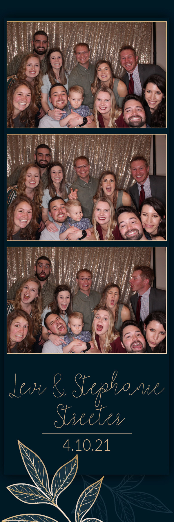 Stephanie and Levi's Wedding | View more photos from the event at gallery.photoboothbillings.com/u/PhotoBoothBillings/Stephanie-and-Levis-Wedding