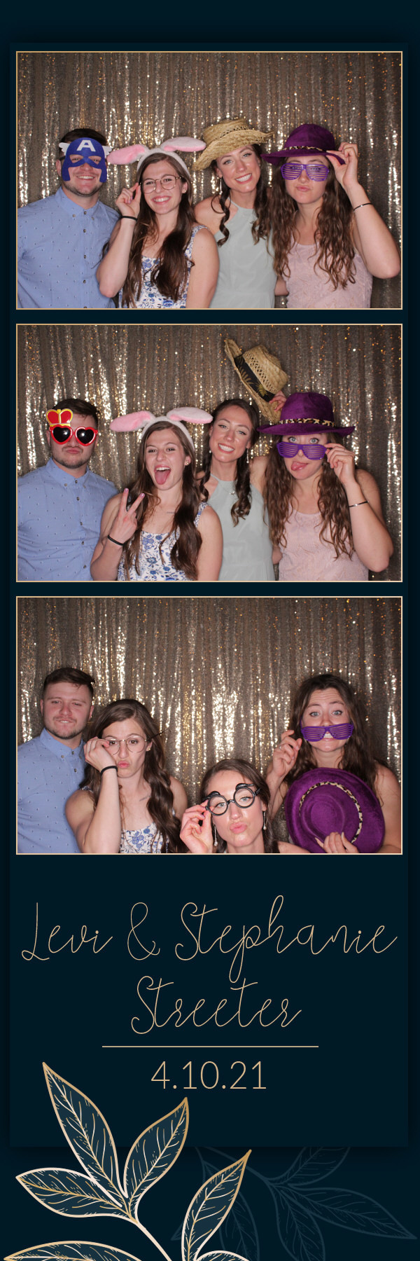 Stephanie and Levi's Wedding | View more photos from the event at gallery.photoboothbillings.com/u/PhotoBoothBillings/Stephanie-and-Levis-Wedding