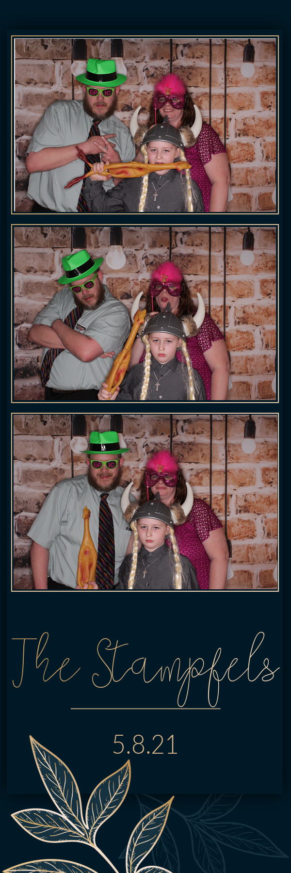 Sydney and Jacob's Wedding | View more photos from the event at gallery.photoboothbillings.com/u/PhotoBoothBillings/Sydney-and-Jacobs-Wedding
