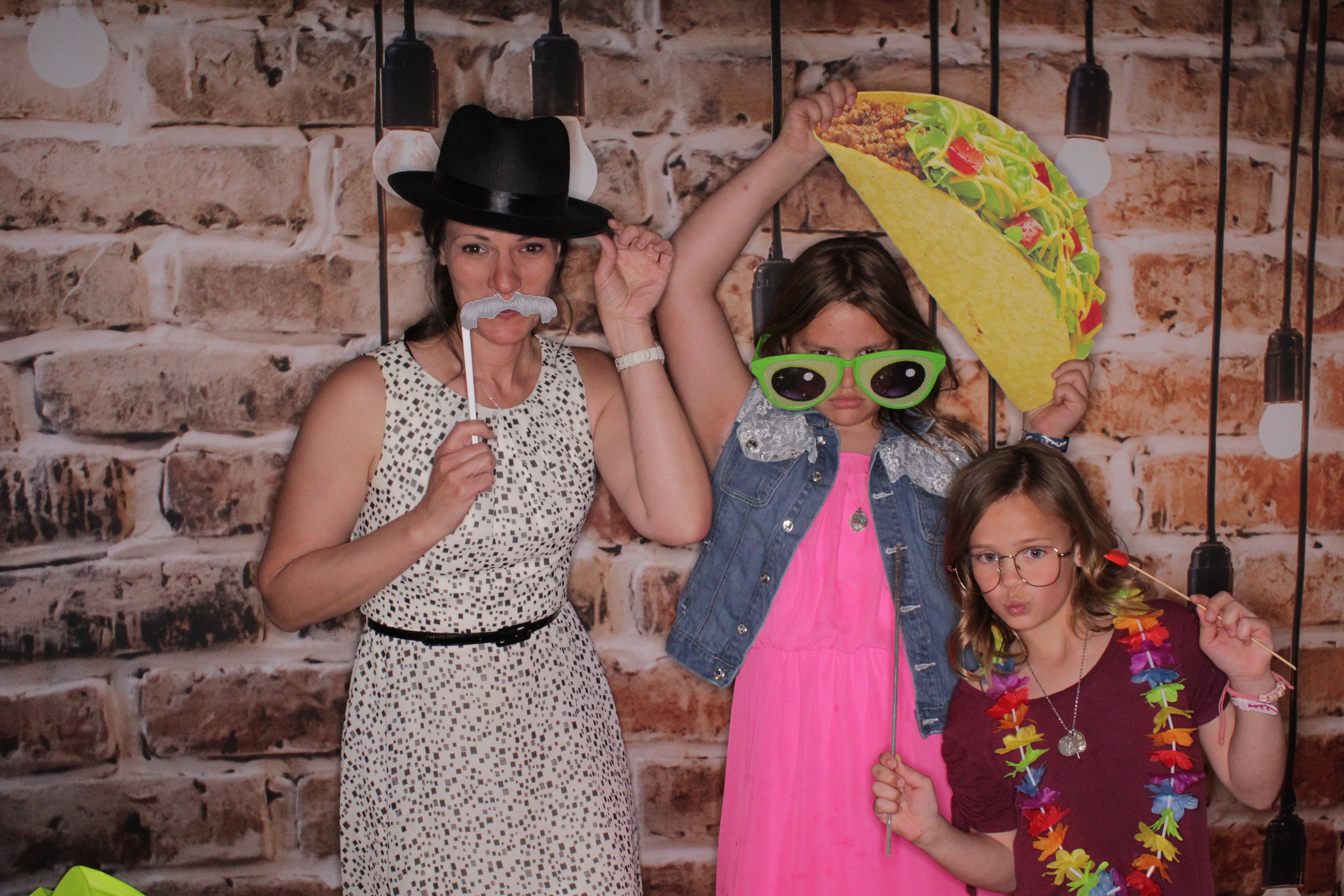 Sydney and Jacob's Wedding | View more photos from the event at gallery.photoboothbillings.com/u/PhotoBoothBillings/Sydney-and-Jacobs-Wedding