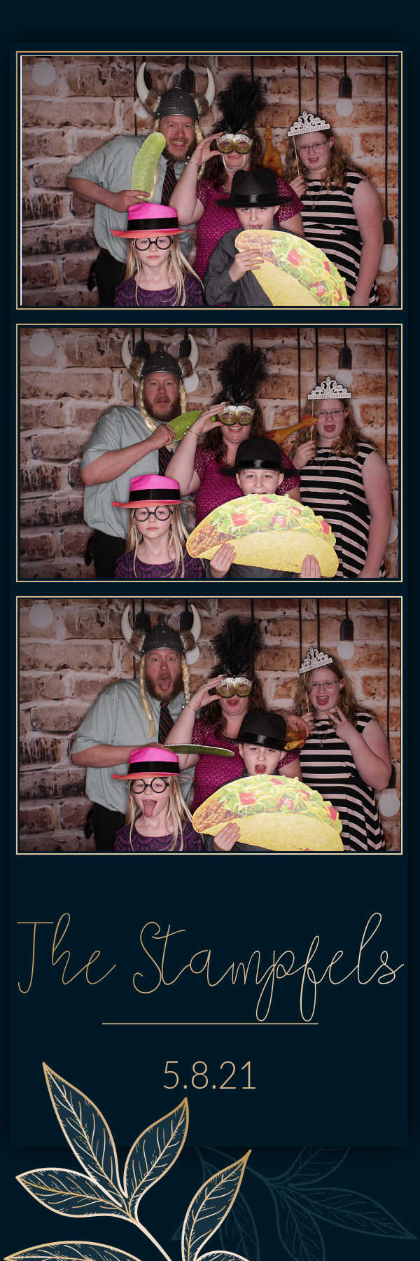 Sydney and Jacob's Wedding | View more photos from the event at gallery.photoboothbillings.com/u/PhotoBoothBillings/Sydney-and-Jacobs-Wedding