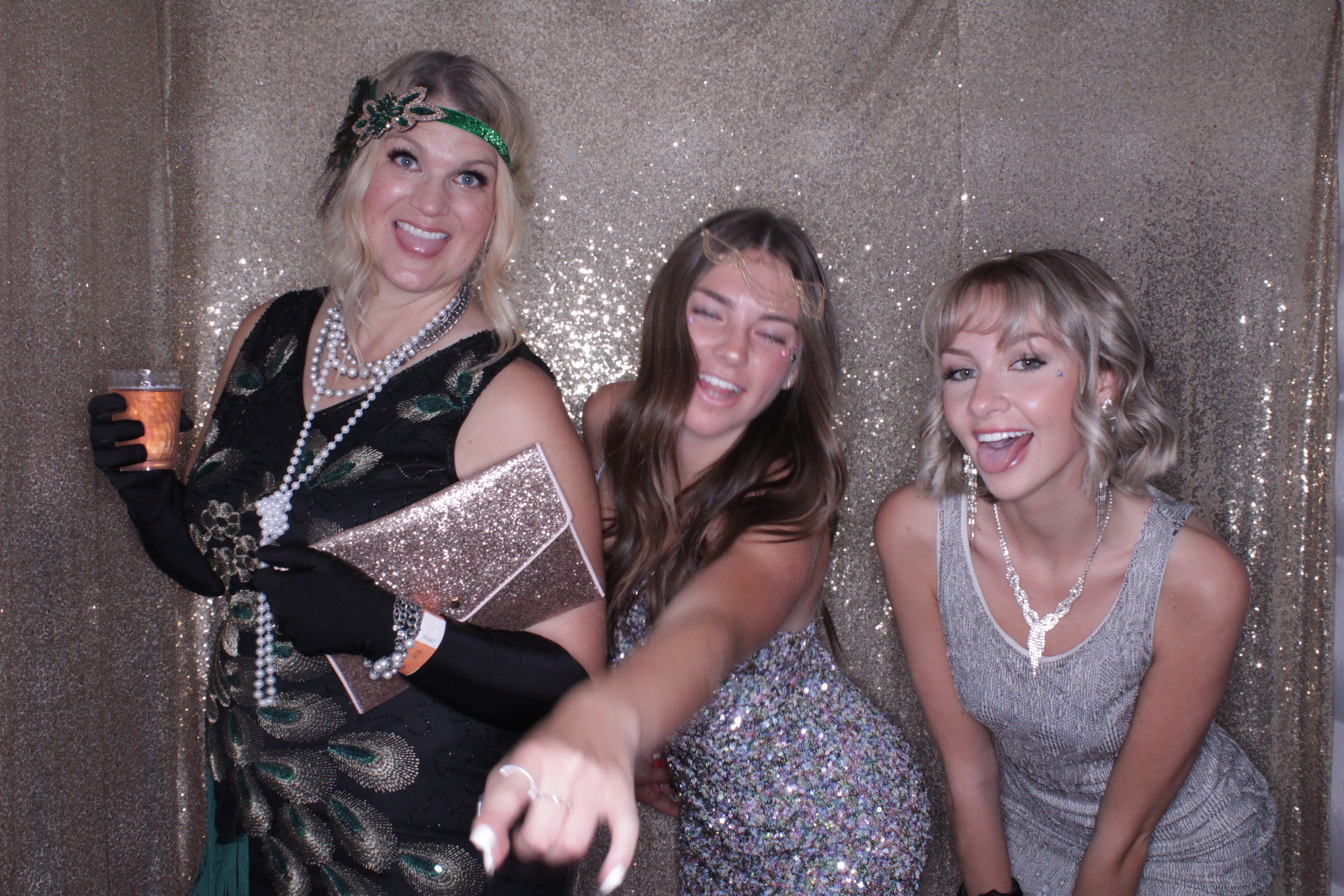 The Great Gatsby Gala Fundraiser | View more photos from the event at gallery.photoboothbillings.com/u/PhotoBoothBillings/The-Great-Gatsby-Gala-Fundraiser