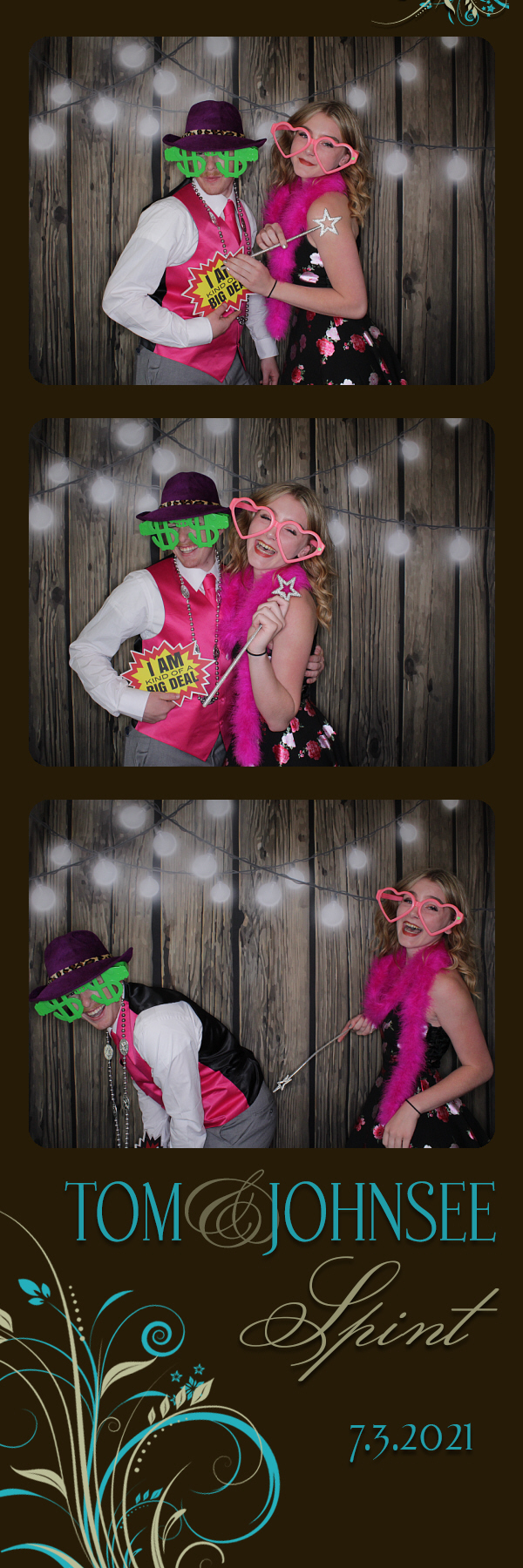 Tom and Johnsee's Wedding | View more photos from the event at gallery.photoboothbillings.com/u/PhotoBoothBillings/Tom-and-Johnsees-Wedding