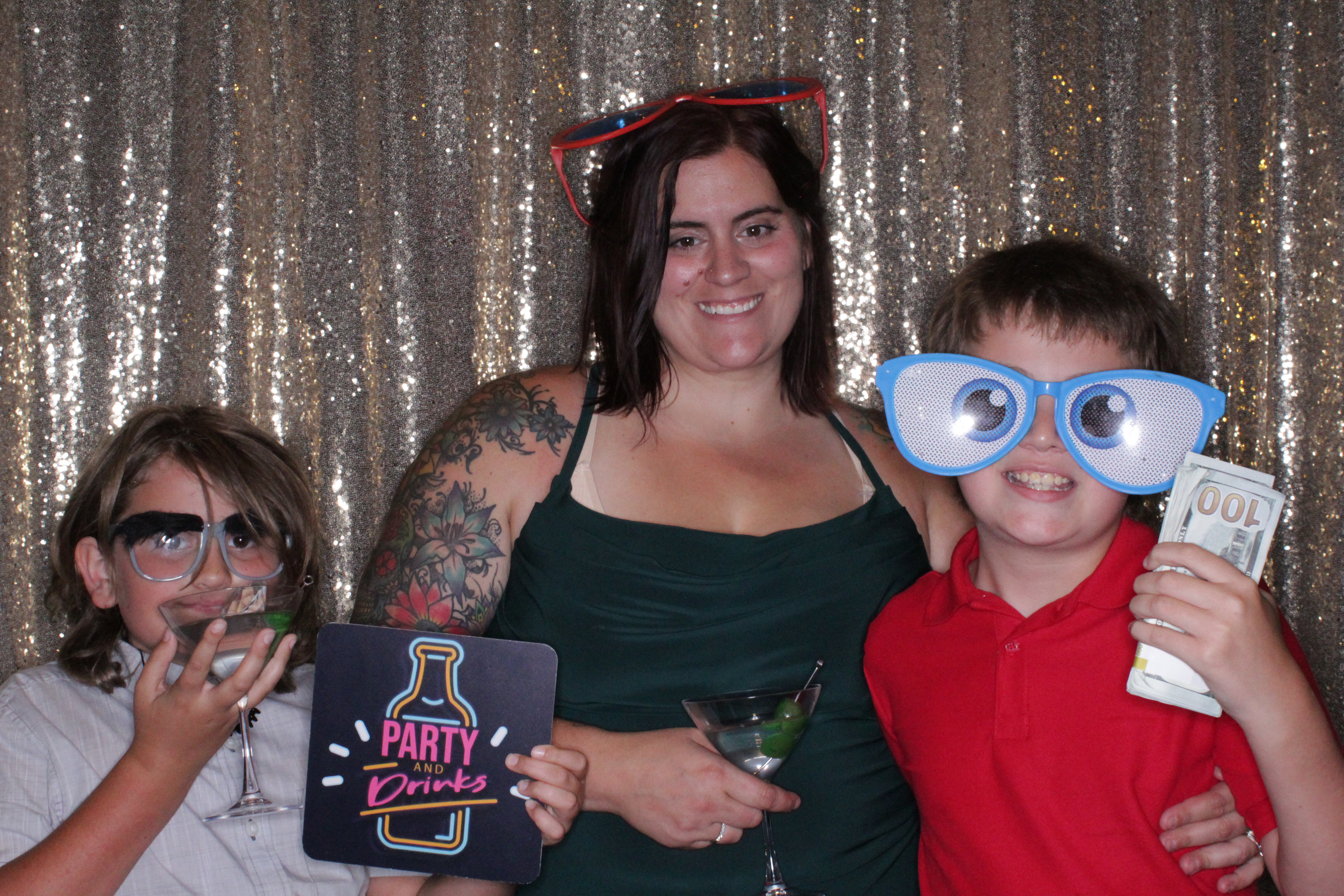 Amber and Charlie's Party | View more photos from the event at gallery.photoboothbillings.com/u/PhotoBoothBillings/Amber-and-Charlies-Party