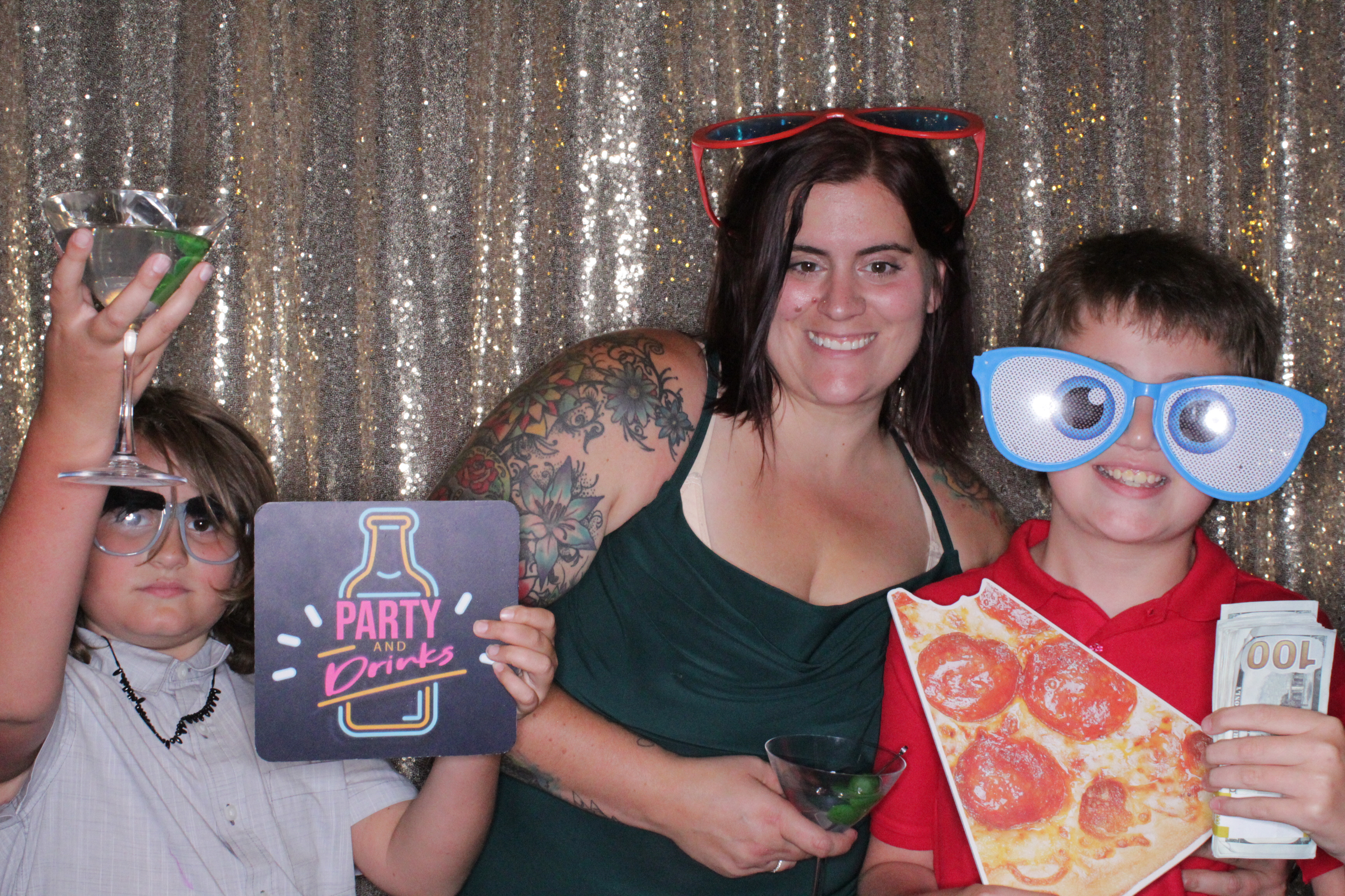 Amber and Charlie's Party | View more photos from the event at gallery.photoboothbillings.com/u/PhotoBoothBillings/Amber-and-Charlies-Party