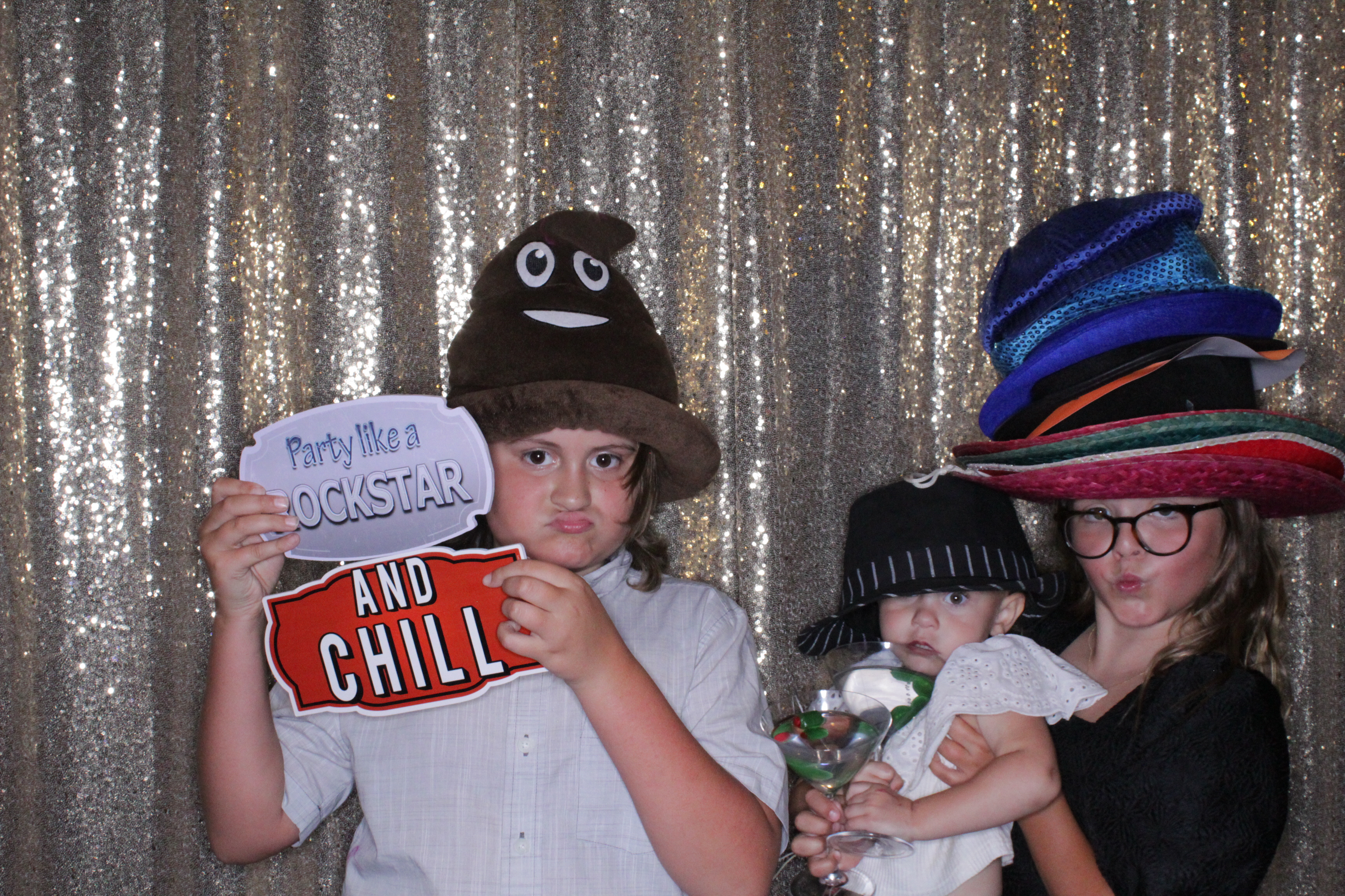 Amber and Charlie's Party | View more photos from the event at gallery.photoboothbillings.com/u/PhotoBoothBillings/Amber-and-Charlies-Party