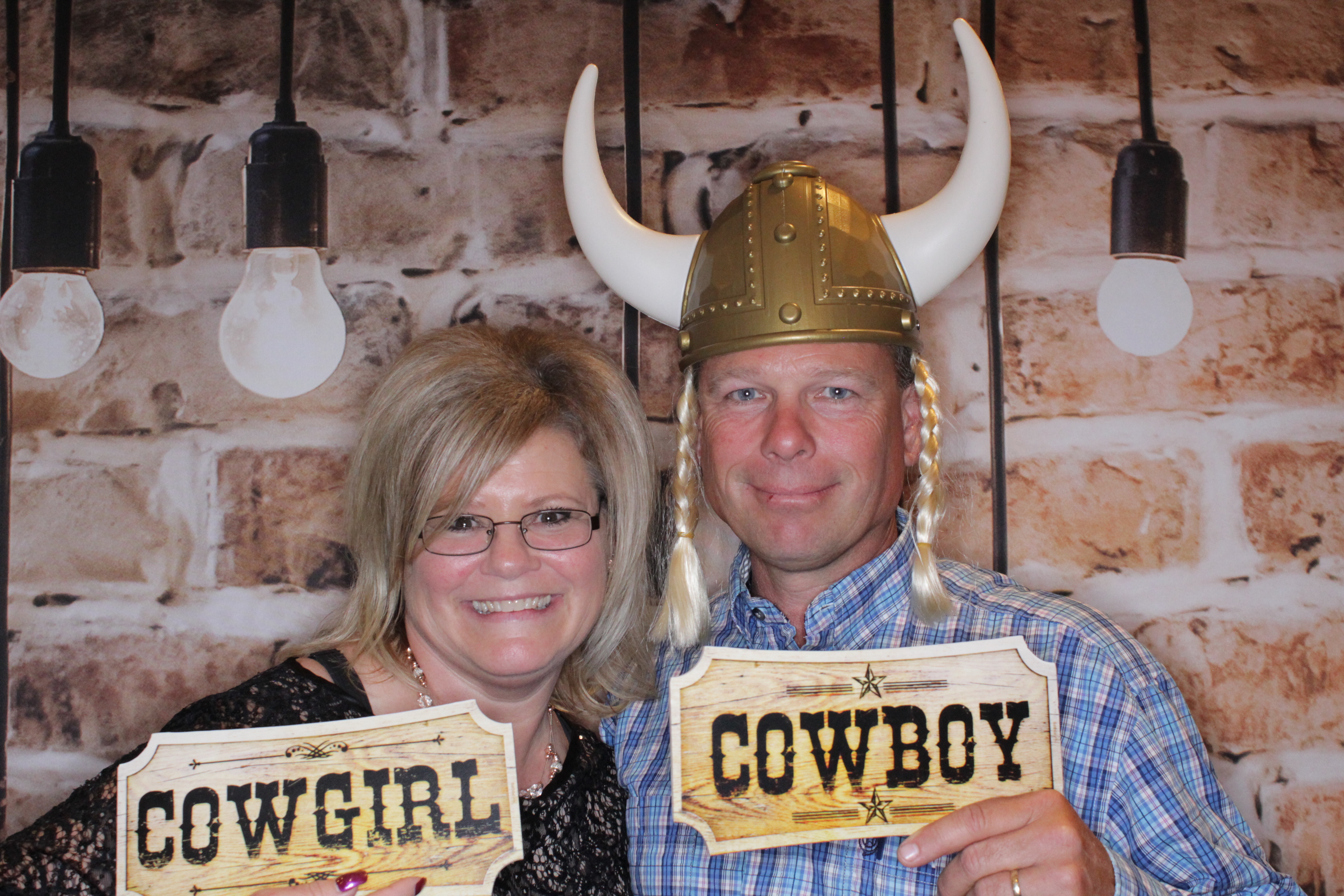 Annual Awards Banquet | View more photos from the event at gallery.photoboothbillings.com/u/PhotoBoothBillings/Annual-Awards-Banquet